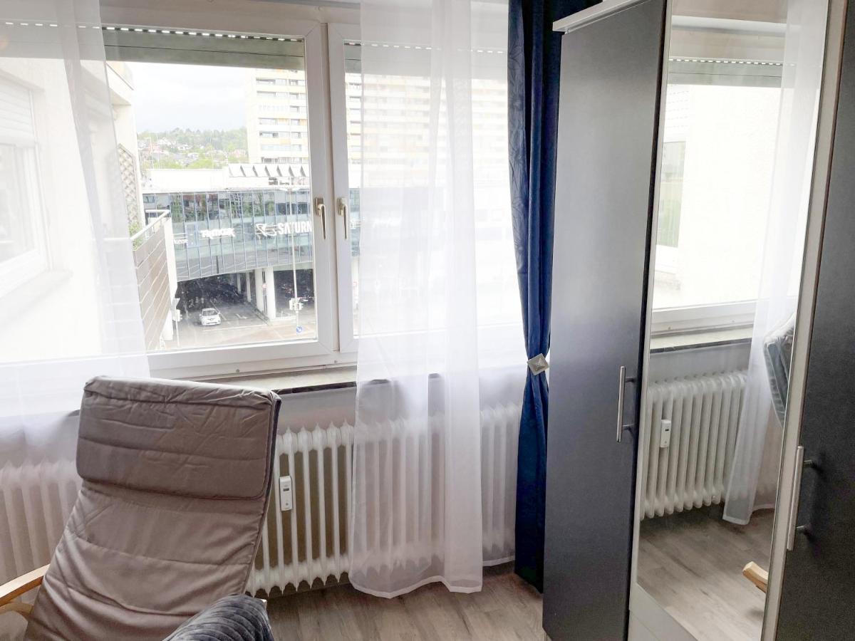 Perfekte 1,5 Wohnung Zentral In Leonberg Gegenueber Einkaufzentrum Extérieur photo